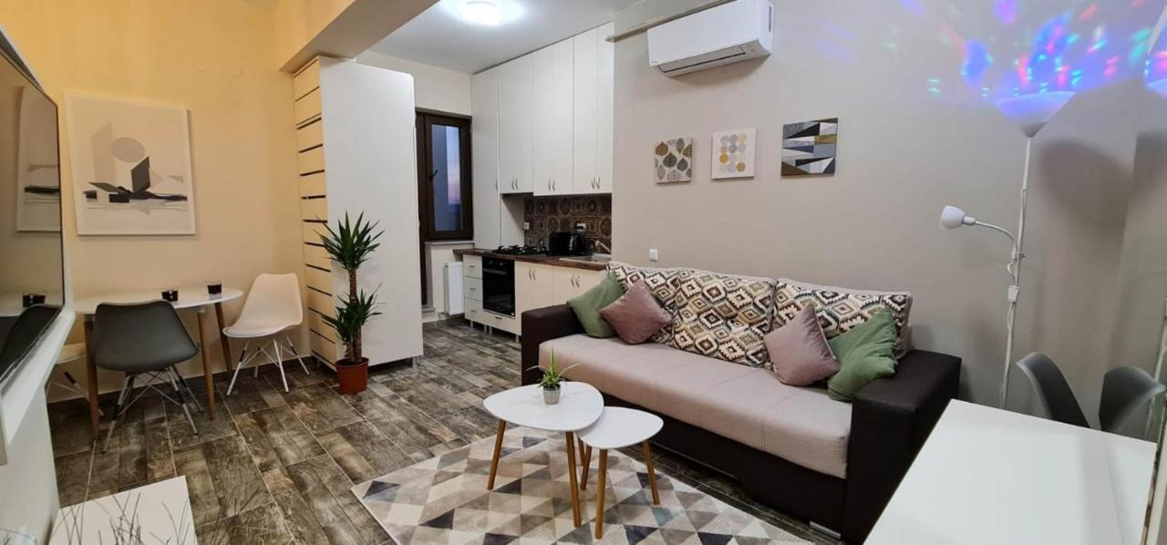 Designed Like Home Apartment Near Palas Mall Iasi Exterior photo